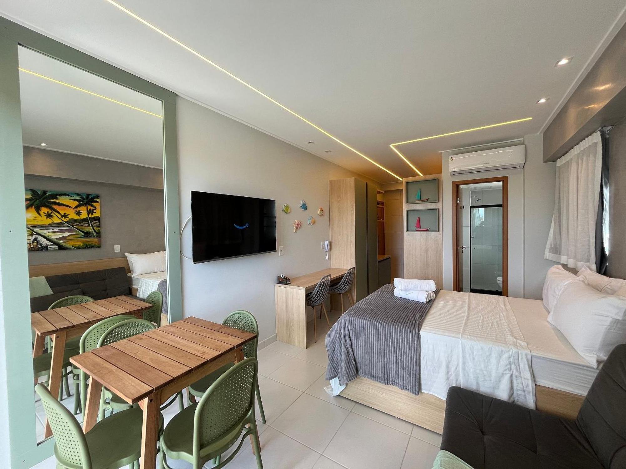 Flat Em Muro Alto - - Makia A303 - By Anfitriao